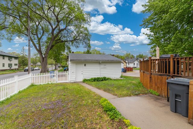 3244 21st Avenue S, Minneapolis, MN 55407