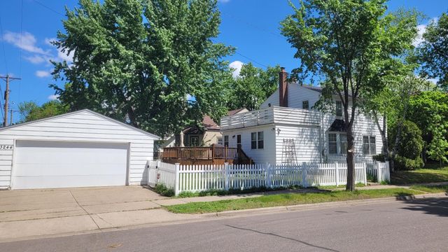 3244 21st Avenue S, Minneapolis, MN 55407