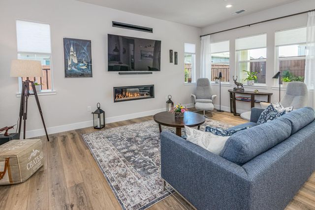 4193 Grey Hawk St, Folsom, CA 95630