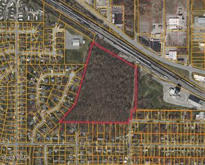 00 N Woodlawn Avenue, Lima, OH 45805