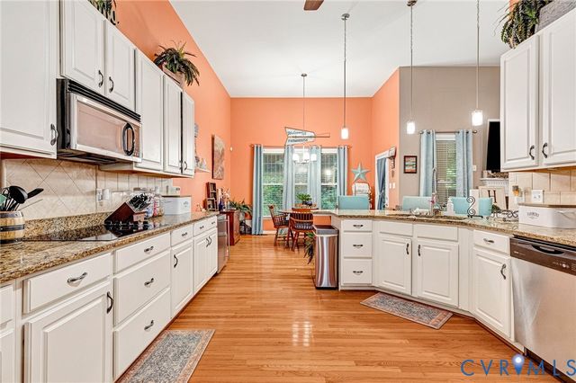 8365 Buckard Dr, Mechanicsville, VA 23111
