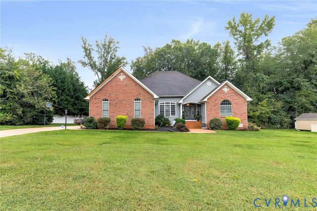 8365 Buckard Dr, Mechanicsville, VA 23111