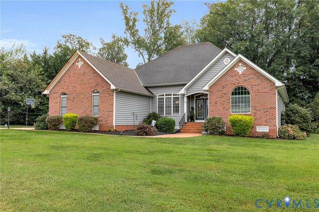 8365 Buckard Dr, Mechanicsville, VA 23111