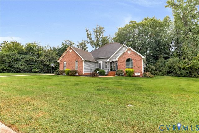8365 Buckard Dr, Mechanicsville, VA 23111
