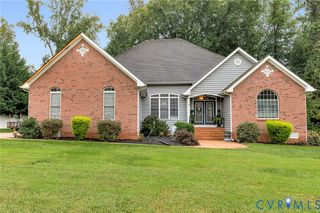 8365 Buckard Dr, Mechanicsville, VA 23111