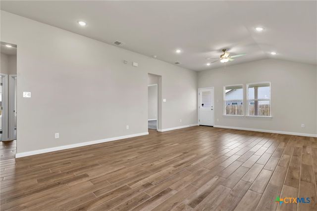 611 Waylon Circle, Killeen, TX 76542