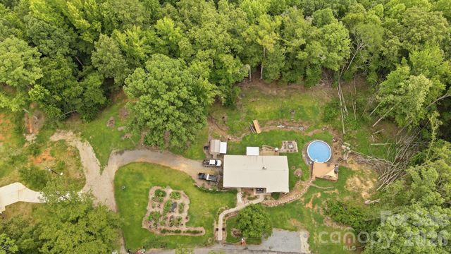 1021 Wedgewood Road, Lancaster, SC 29720