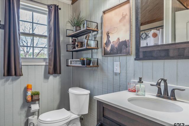 13277 St Hwy 135 N, Troup, TX 75789