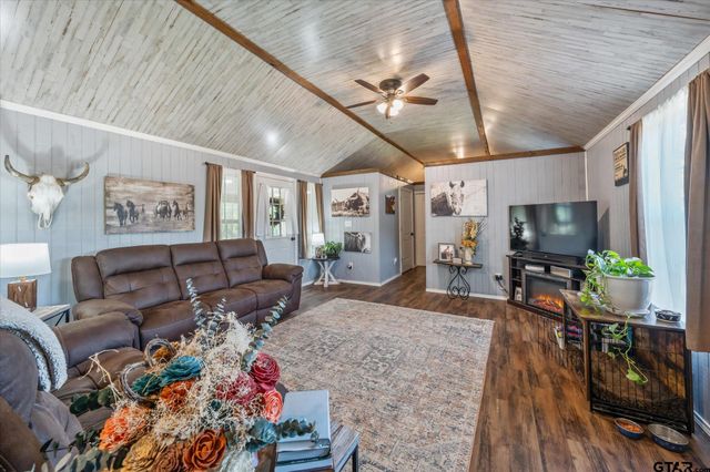 13277 St Hwy 135 N, Troup, TX 75789