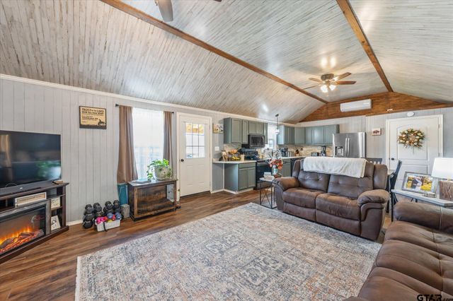 13277 St Hwy 135 N, Troup, TX 75789