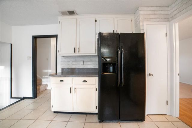 409 Firestone Drive E, Mobile, AL 36609