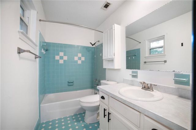 409 Firestone Drive E, Mobile, AL 36609