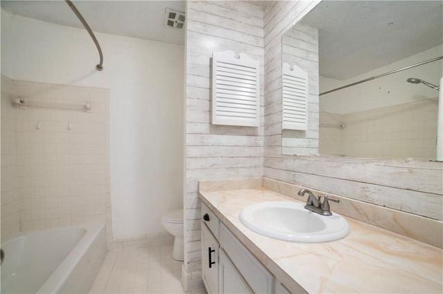 409 Firestone Drive E, Mobile, AL 36609