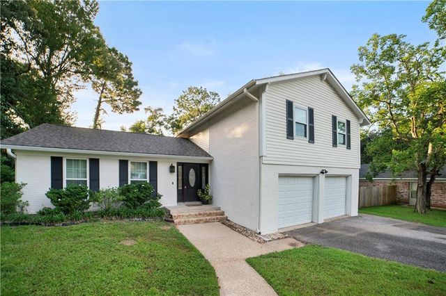 409 Firestone Drive E, Mobile, AL 36609