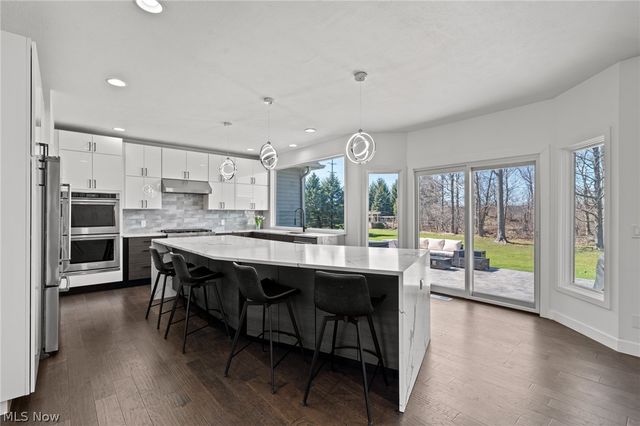 2504 Ginger Wren Road, Pepper Pike, OH 44124