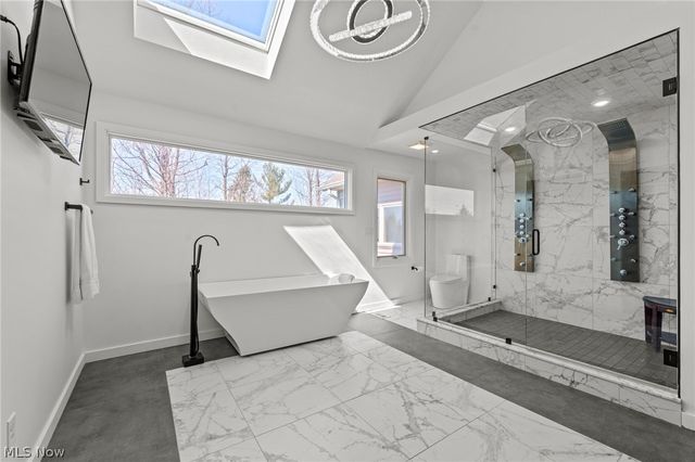 2504 Ginger Wren Road, Pepper Pike, OH 44124