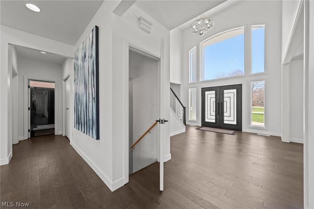 2504 Ginger Wren Road, Pepper Pike, OH 44124