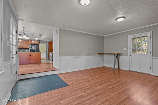 215 Canterbury Road, Southern Pines, NC 28387