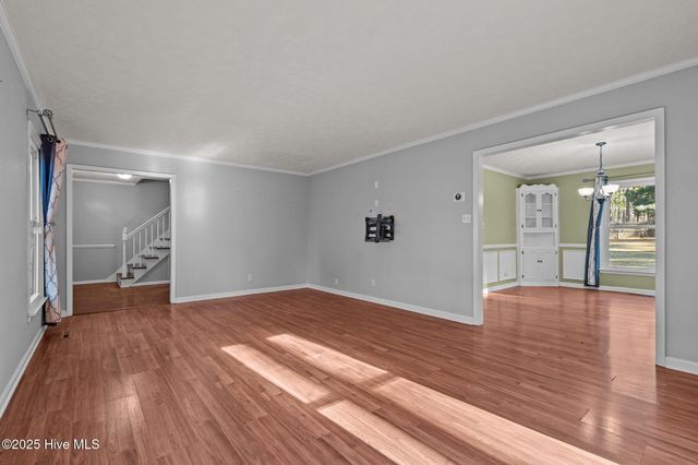 215 Canterbury Road, Southern Pines, NC 28387