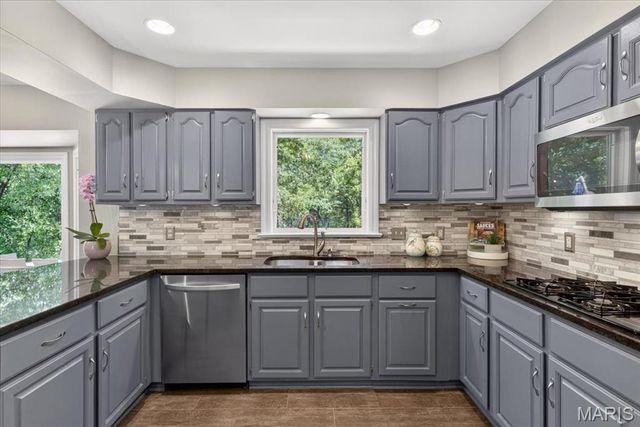 2416 Powders Mill Drive, Wildwood, MO 63005