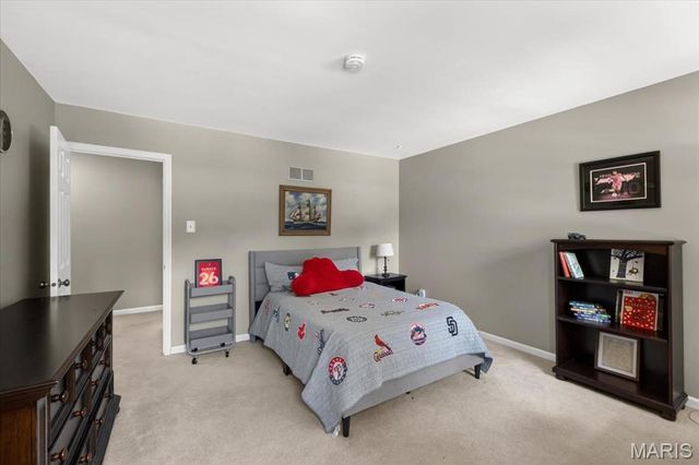 2416 Powders Mill Drive, Wildwood, MO 63005