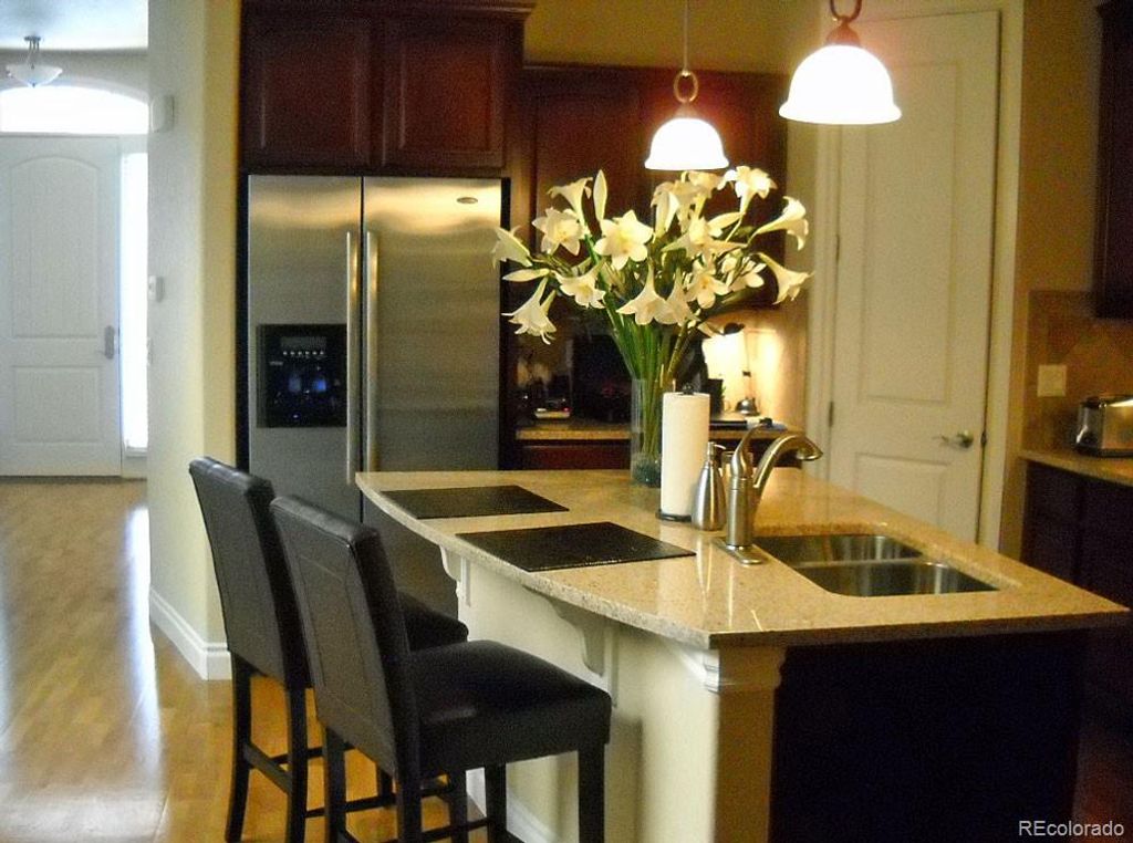 Image 4 of property listing at 9251 Grafton Drive, Lone Tree, CO 80124
