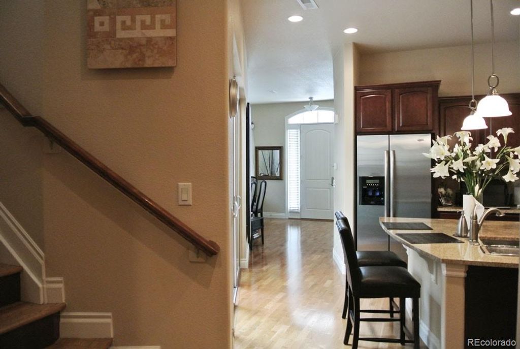 Image 6 of property listing at 9251 Grafton Drive, Lone Tree, CO 80124