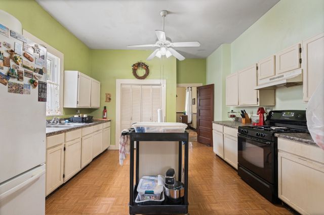 407 N Wilhite Street, Cleburne, TX 76031