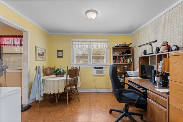 407 N Wilhite Street, Cleburne, TX 76031