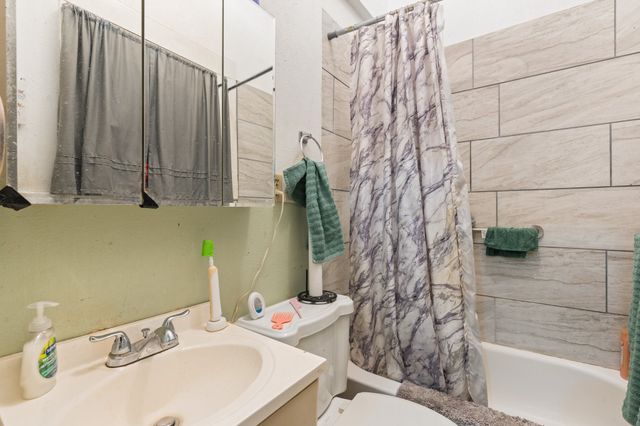 407 N Wilhite Street, Cleburne, TX 76031