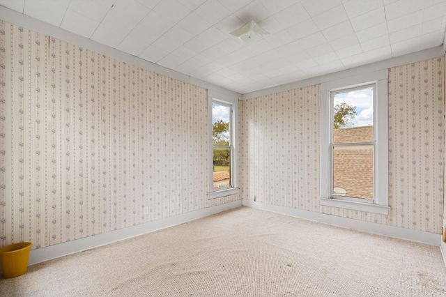 407 N Wilhite Street, Cleburne, TX 76031