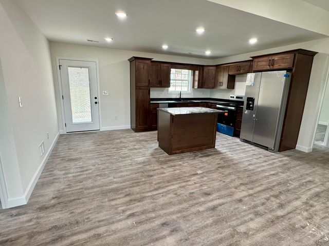 112 Bow Bridge Drive, Berea, KY 40403