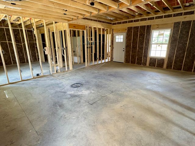 112 Bow Bridge Drive, Berea, KY 40403