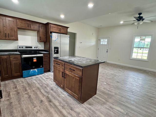 112 Bow Bridge Drive, Berea, KY 40403