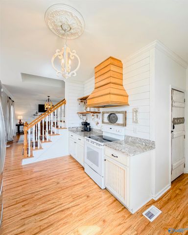 1895 County Road 305, Moulton, AL 35650