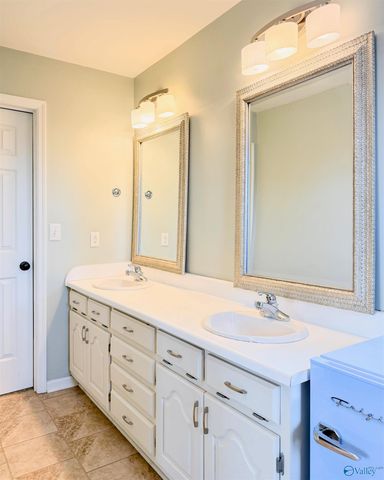 1895 County Road 305, Moulton, AL 35650