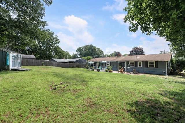 15 Michael Rd, Framingham, MA 01701