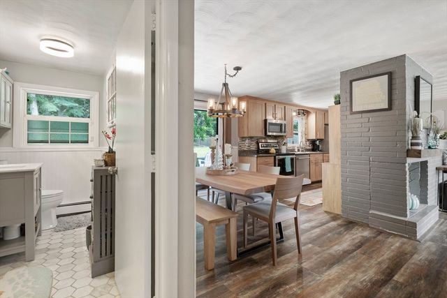 15 Michael Rd, Framingham, MA 01701