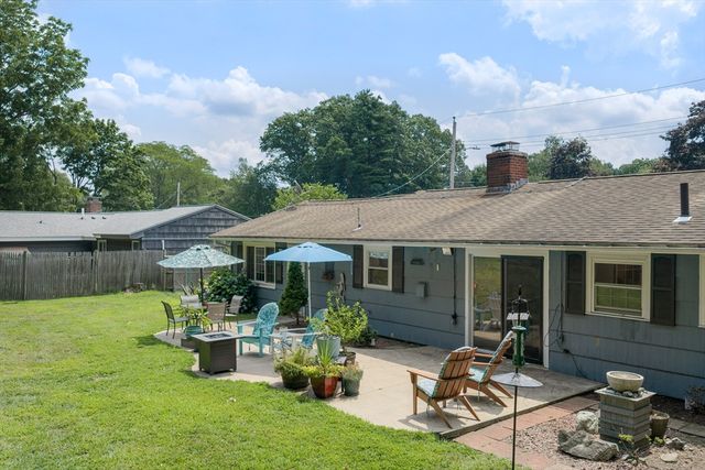 15 Michael Rd, Framingham, MA 01701