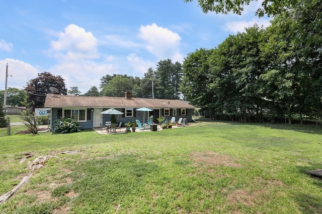 15 Michael Rd, Framingham, MA 01701