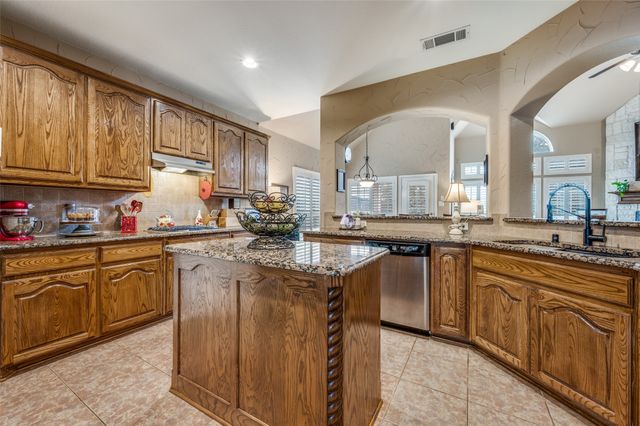 1517 DUTCH HOLLOW Drive, Frisco, TX 75033