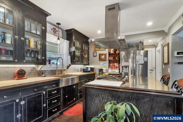 817 Main St, Lyons, OR 97358