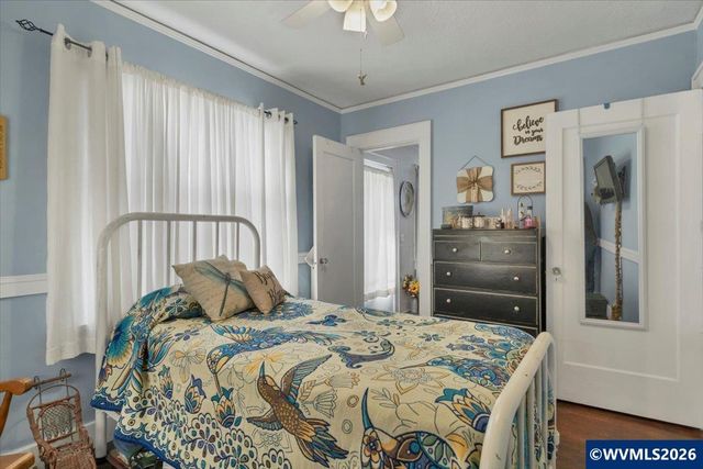 817 Main St, Lyons, OR 97358