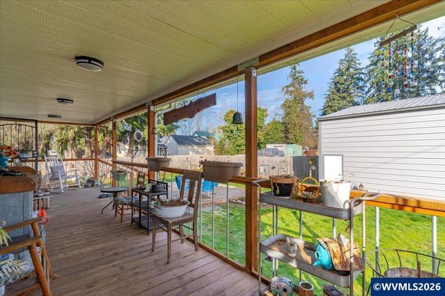 817 Main St, Lyons, OR 97358