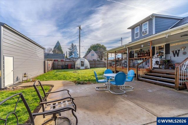 817 Main St, Lyons, OR 97358