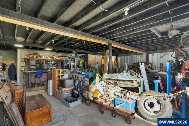 817 Main St, Lyons, OR 97358