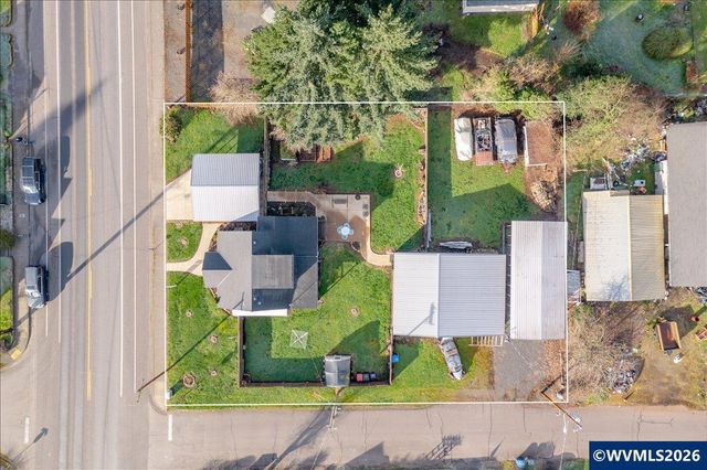 817 Main St, Lyons, OR 97358