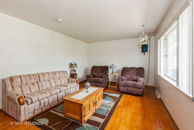 519 67th Place, Willowbrook, IL 60527