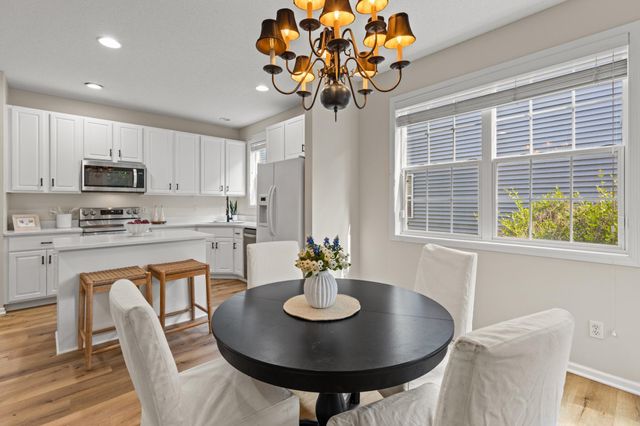 15734 Porchlight Lane, Eden Prairie, MN 55347