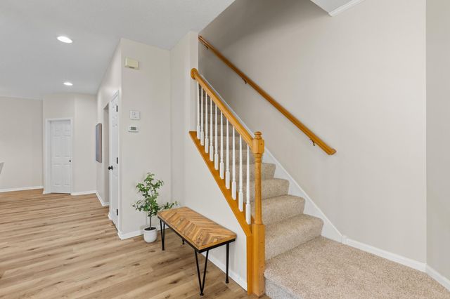 15734 Porchlight Lane, Eden Prairie, MN 55347